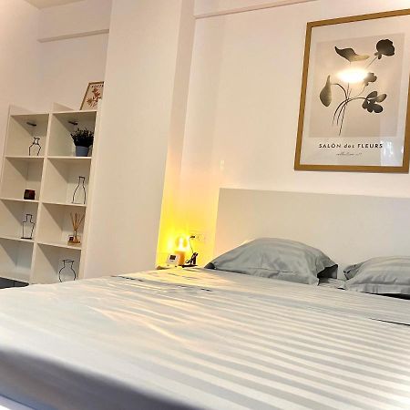 Sky Residence Airport Otopeni 12 Экстерьер фото